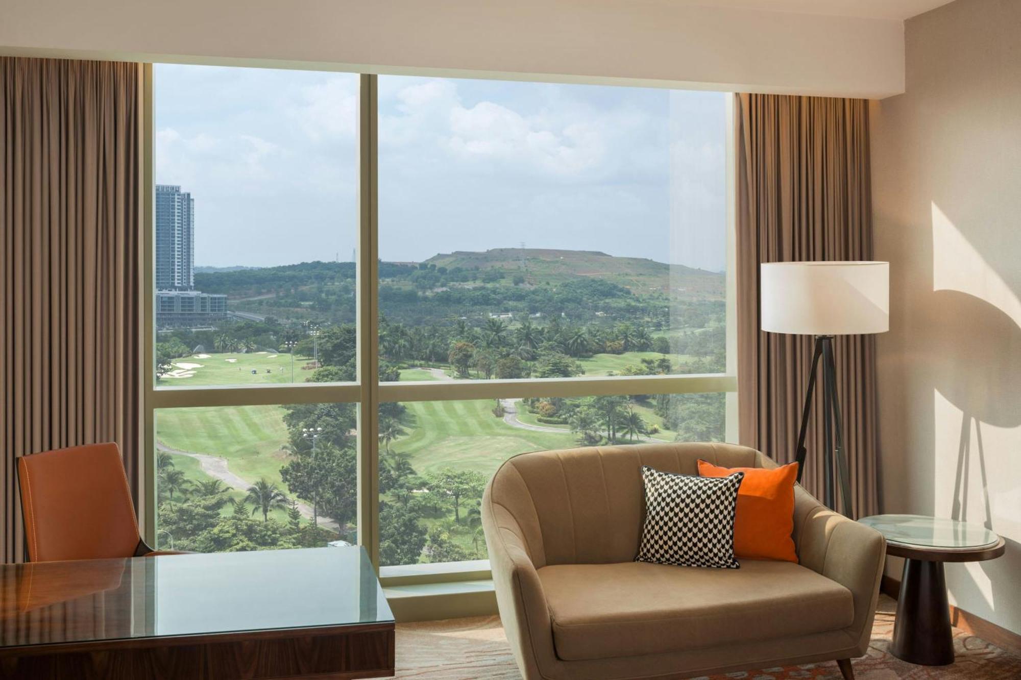 Le Meridien Putrajaya Luaran gambar